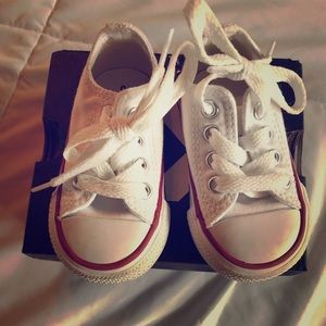 Converse size 3 toddler